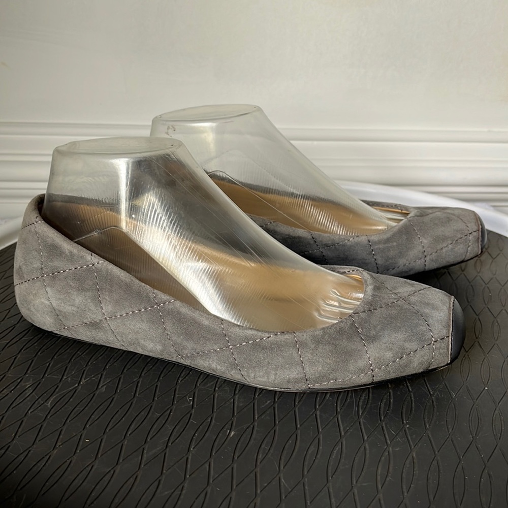Talbots Quilted Square Toe Ballet Flats Size 7M Gray Leather uppers